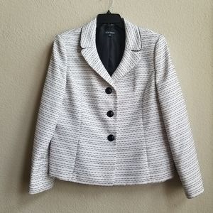 White blazer with lines